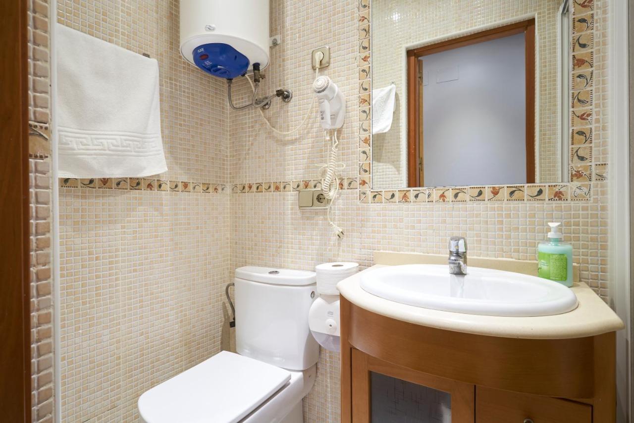 Bv Rooms Мадрид Екстериор снимка